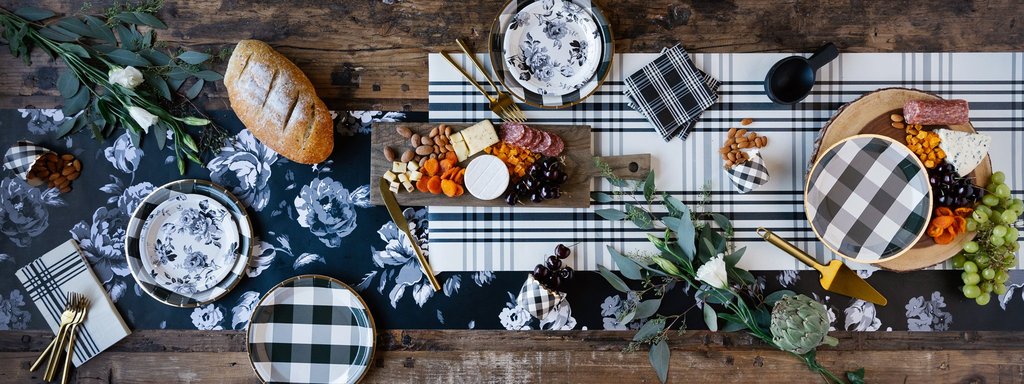 Tablecloths & Runners