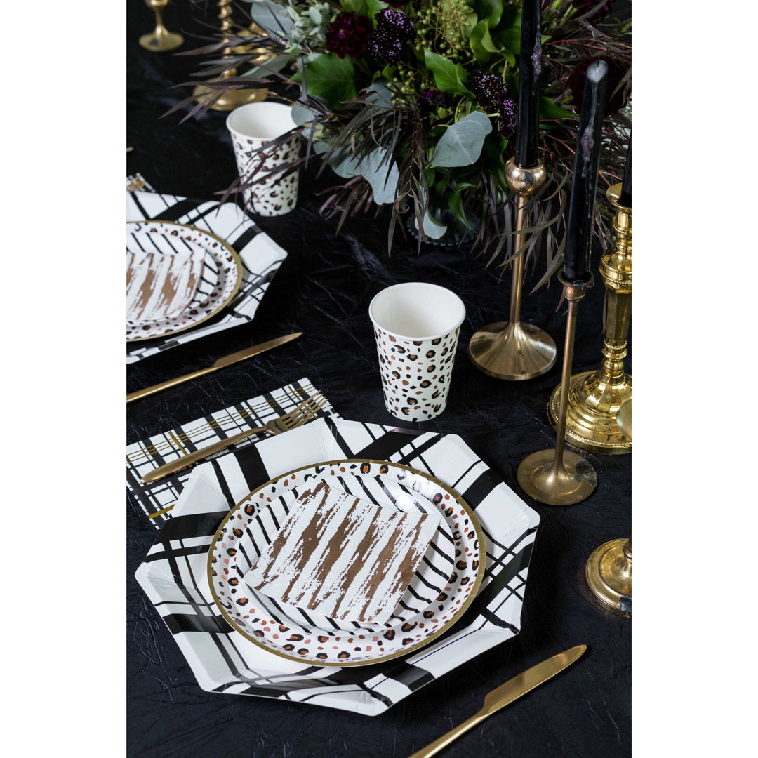 Femme Dinner Plate - Plates -